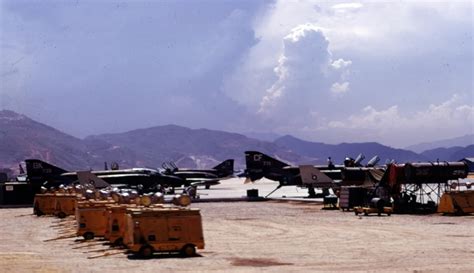 danang vietnam air base 1968.